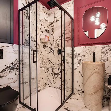 1 Bdr Chic Velvet & Marble Bp Jewel * Budapesta