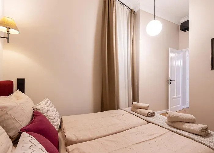 1 Bdr Chic Velvet&marble Bp Jewel Apartment Budapest